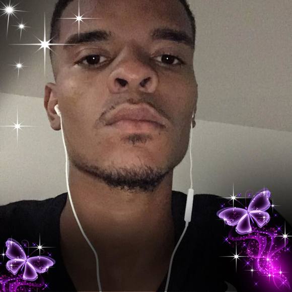 Meet your Posher, Chris - Picture 1 of 1